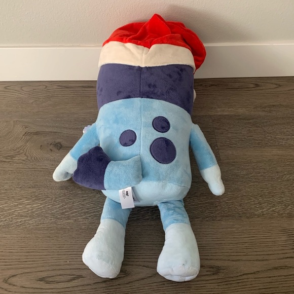Animal Adventure Bluey with Santa Hat 20" Plush NWT - Picture 9 of 15